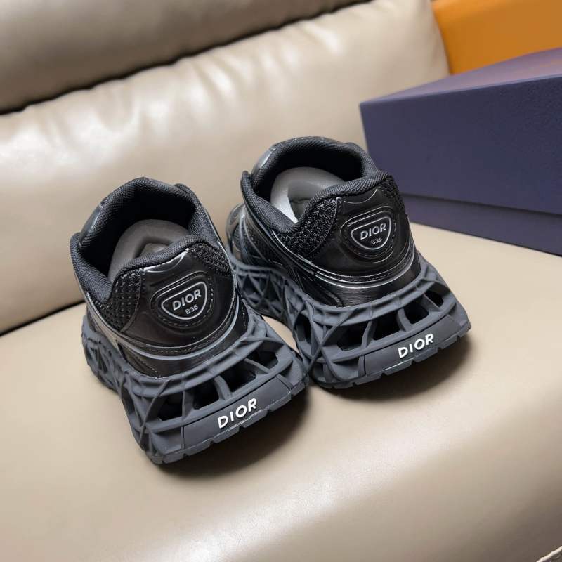 Premium Tech-Runner Sneakers