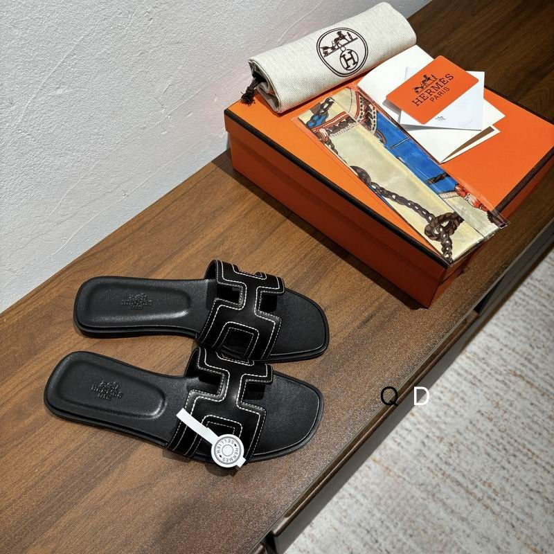 Leather Flat Sandals