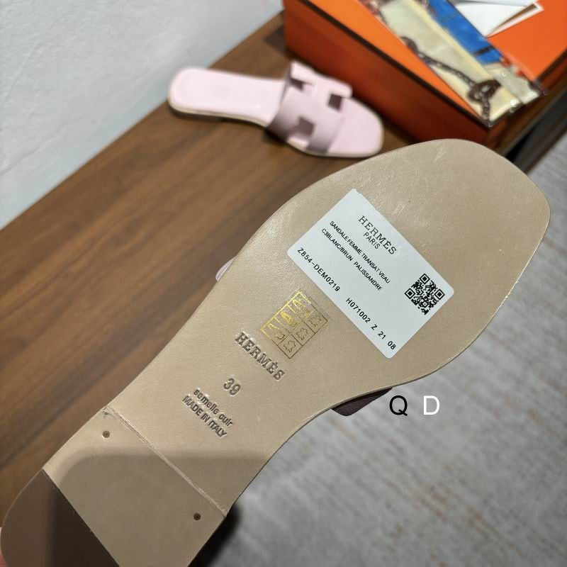 Leather Flat Sandals