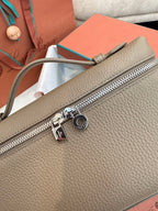 Saddle 19 Loro Leather Bag