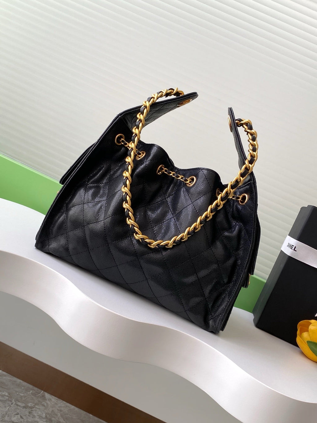 25 Shoulder Bag – 30cm